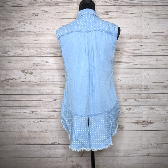 liverpool • chambray sleeveless western shirt - Picture 3 of 7